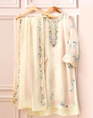 Elegant Handwork & Embroidered Chiffon Party Wear Dress 2024 (DZ15266)