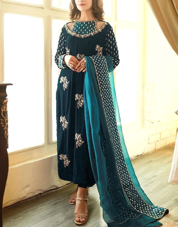 Handwork Heavy Embroidered Velvet Dress with Emb. Organza Dupatta (DZ17831)