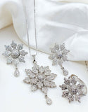 Adorable Floral Design Silver Locket Set with Earrings & Ring (DZ17873)