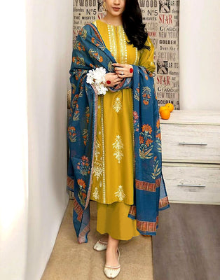 Heavy Embroidered Lawn Suit with Diamond Zari Dupatta (DZ17932)